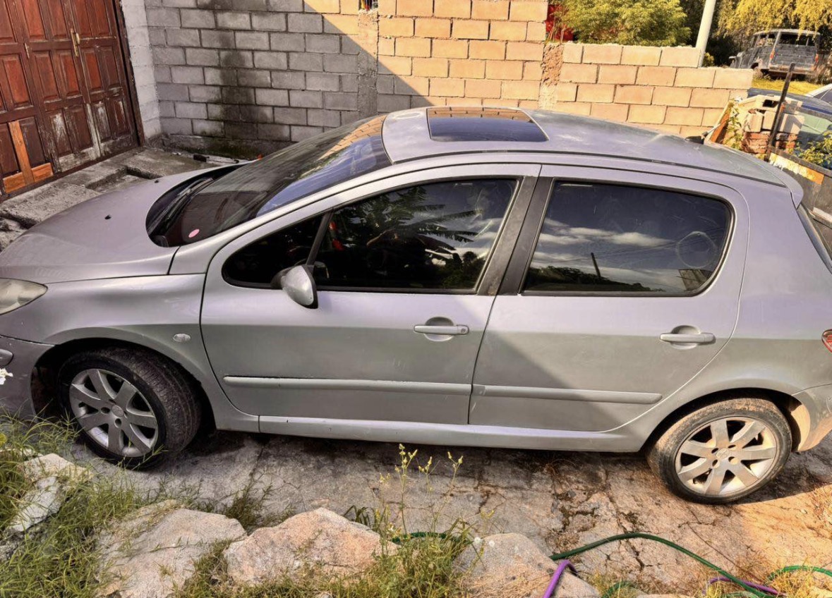 Peugeot 307 2.0 Turbo - Foto 4