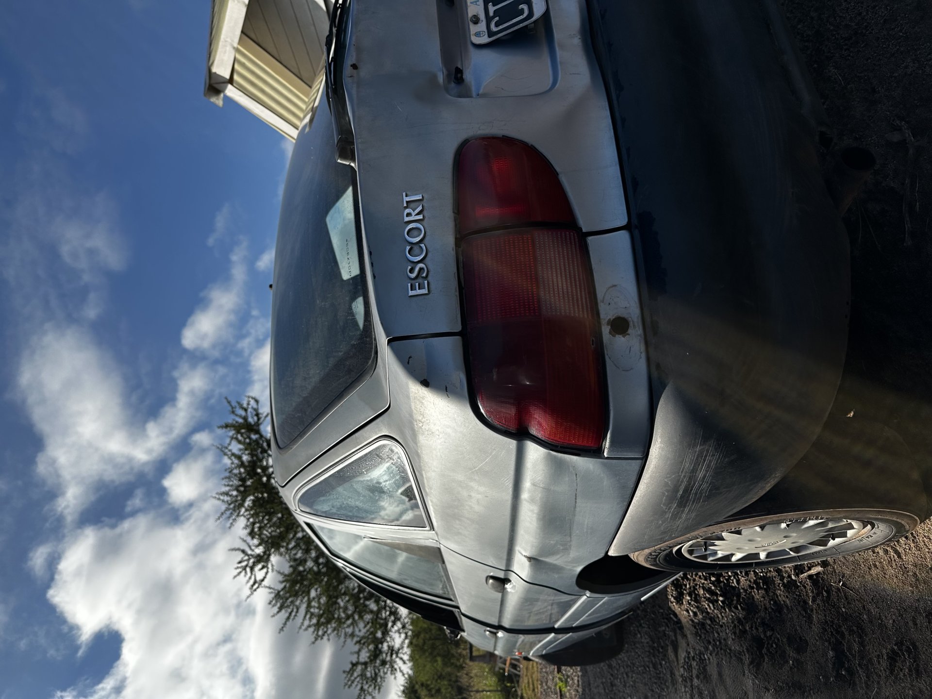 Ford Escort - Foto 4