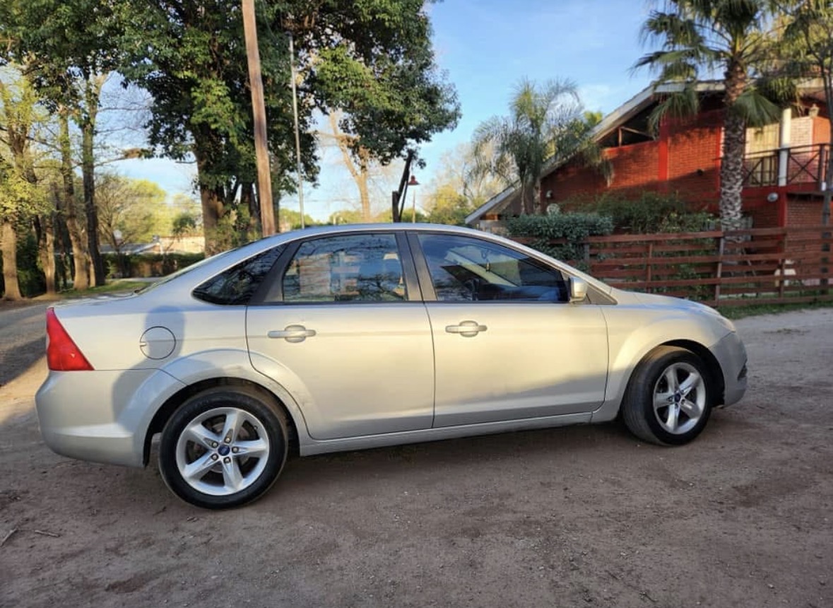 Ford Focus Exe 1.6 - Foto 5