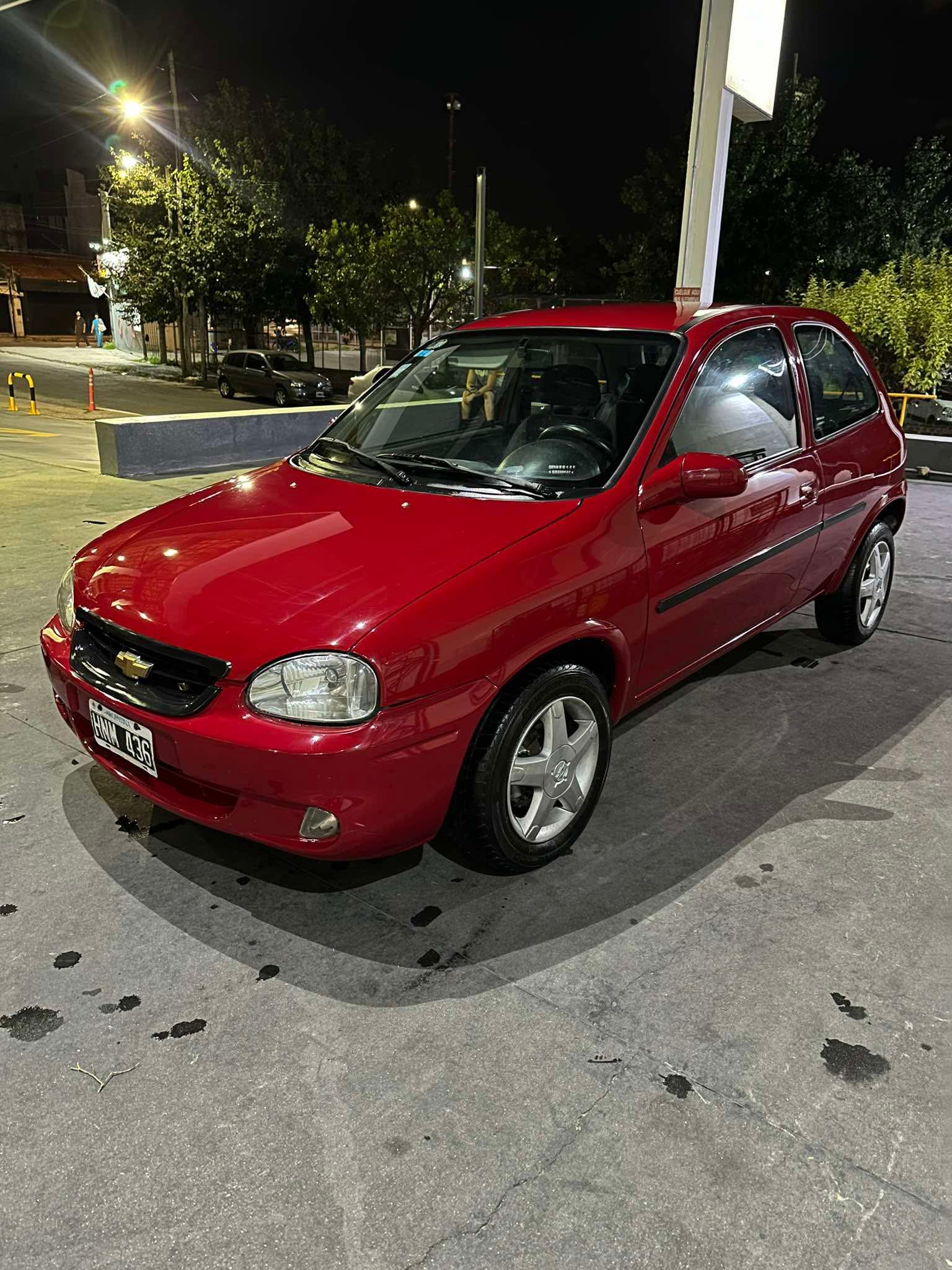 Chevrolet Corsa 1.6 Nafta/GNC - Foto 1