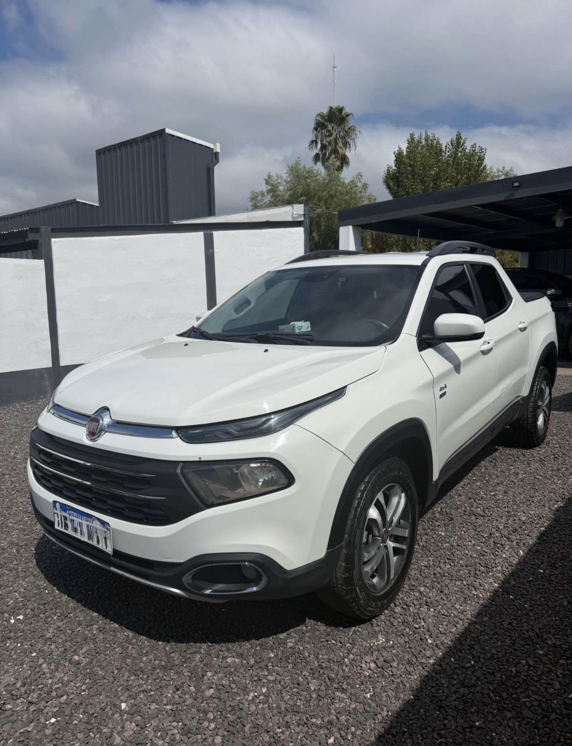 Fiat Toro Freedom 2.0 4x4 - Foto 1