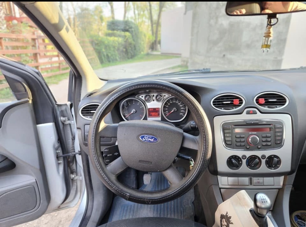 Ford Focus Exe 1.6 - Foto 9