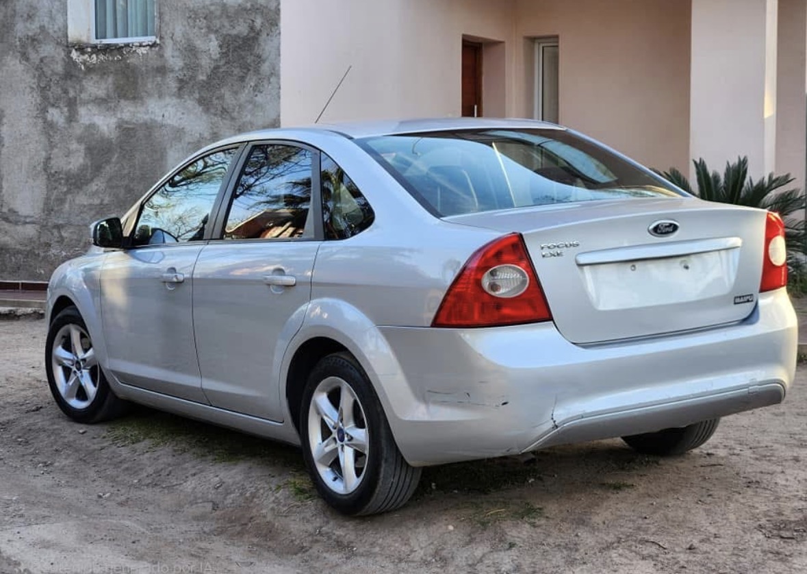 Ford Focus Exe 1.6 - Foto 4