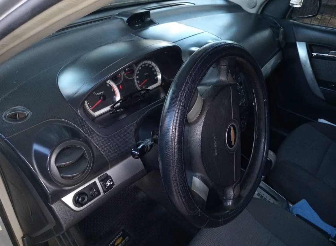 Chevrolet Aveo 1.6 Automático - Foto 8