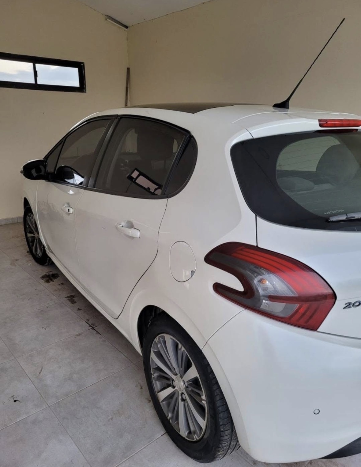 Peugeot 208 Allure - Foto 2