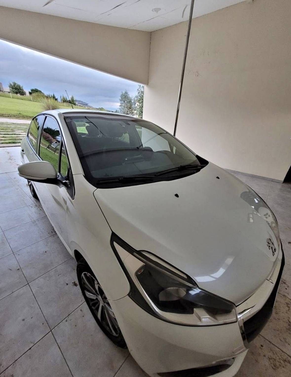 Peugeot 208 Allure - Foto 1