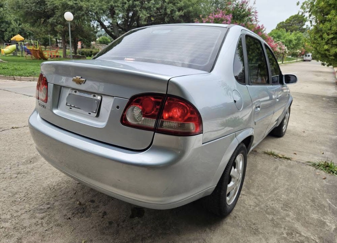 Chevrolet Classic 1.4 LT Spirit - Foto 20