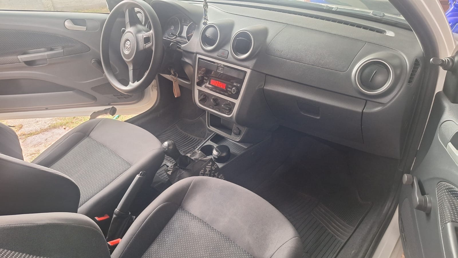 Volkswagen Gol Trend - Foto 11