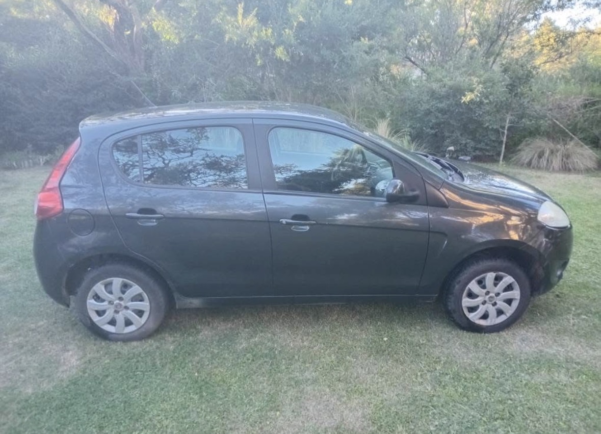 Fiat Palio Attractive 1.4 2013 - Foto 1