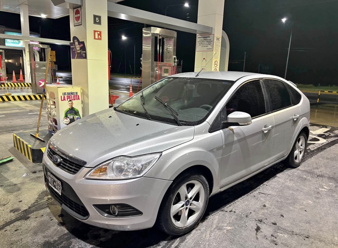 Ford Focus 2013 1.6 Nafta/GNC - Foto 1