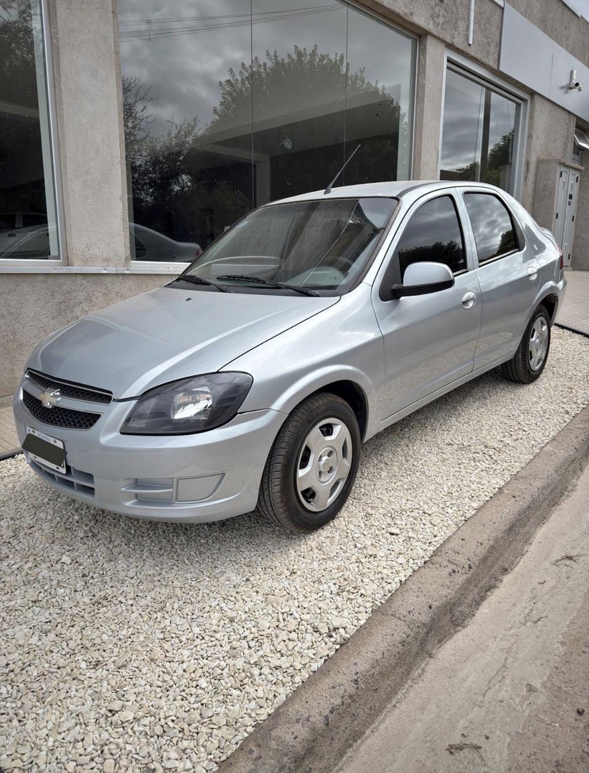 Chevrolet Prisma - Foto 1