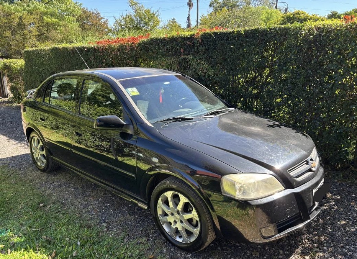 Chevrolet Astra - Foto 1