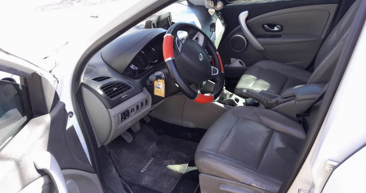 Renault Fluence 2011 2.0 Nafta/GNC - Foto 4