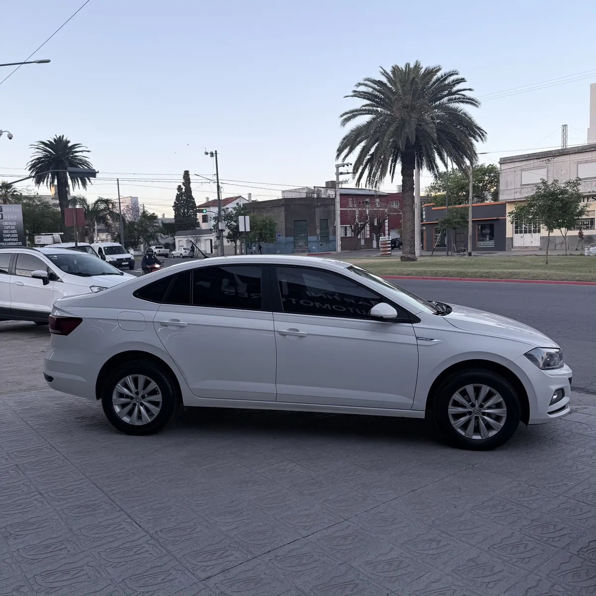 Volkswagen Virtus 1.6 Comfortline At - Foto 2