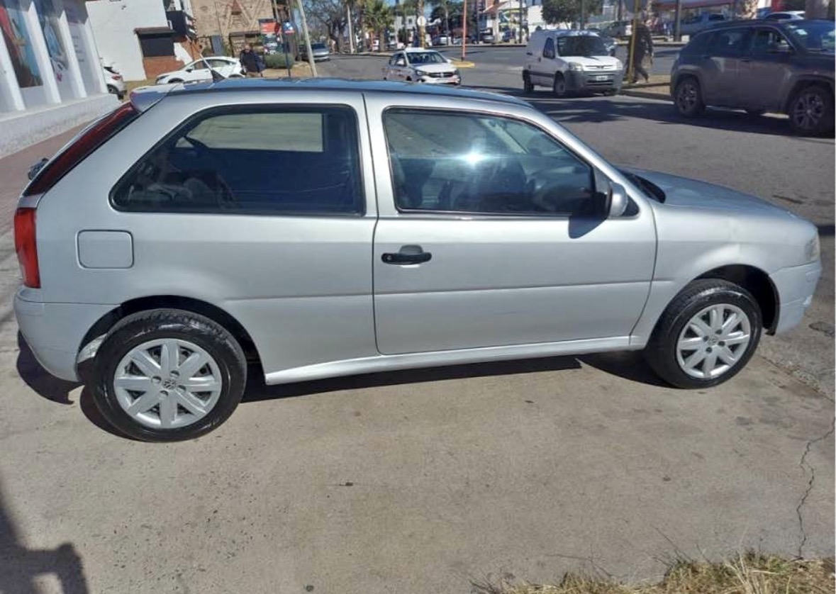 Volkswagen Gol Power 1.4 - Foto 3