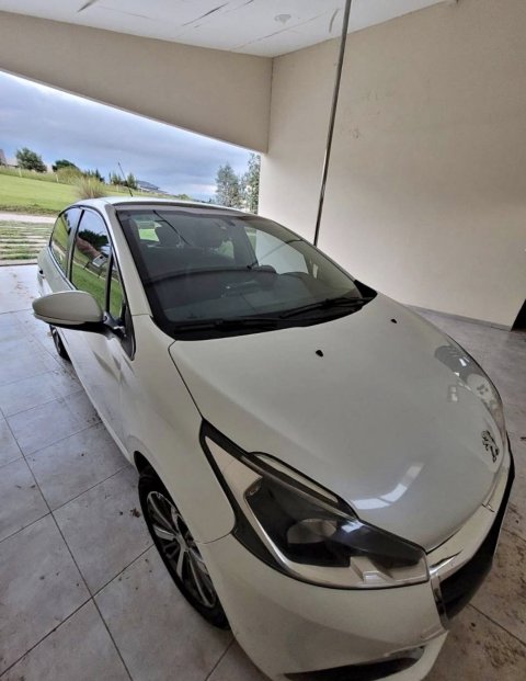 Peugeot 208 Allure