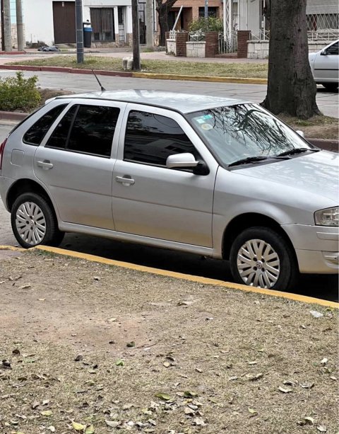 Volkswagen Gol Power 1.6 GNC/ Nafta