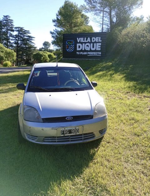 Ford Fiesta 2006 1.6 Nafta